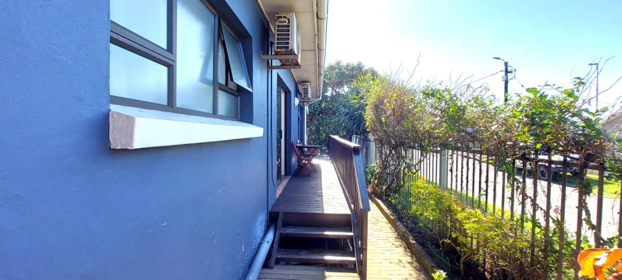 7 Bedroom Property for Sale in Gonubie Eastern Cape